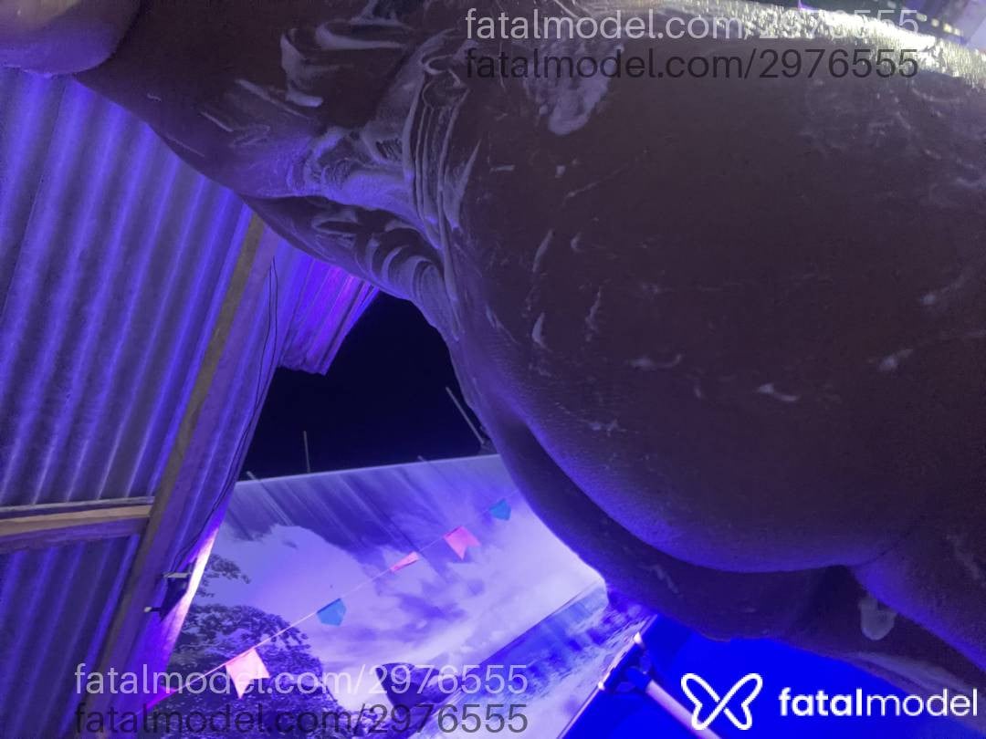 Acompanhante mulher com cabelo castanho de olhos castanhos - Júlia Rodrigues