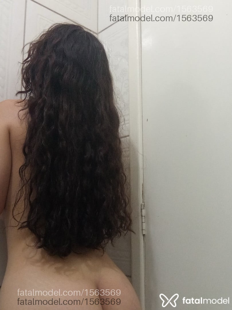 Acompanhante mulher com cabelo castanho de olhos castanhos - Bruna Ferraz Acompanhante mulher com cabelo castanho de olhos castanhos - Bruna Ferraz