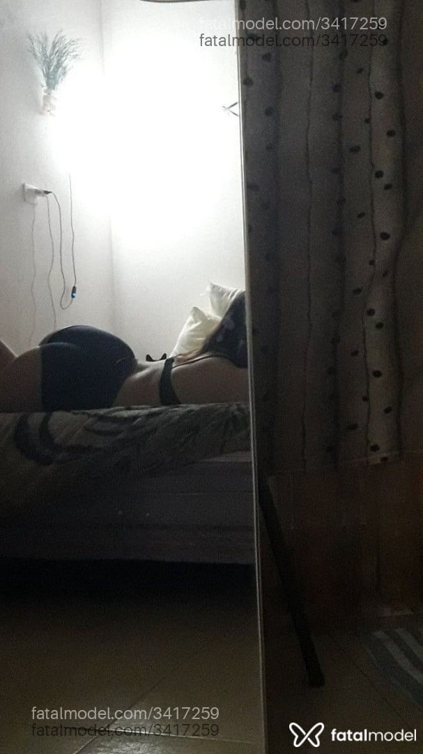 Acompanhante mulher morena (o) de olhos pretos em São Paulo - Jasmine