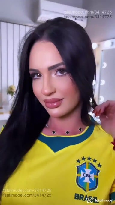 Acompanhante mulher morena (o) de olhos mel em Goiânia - Stefany Ribeiro