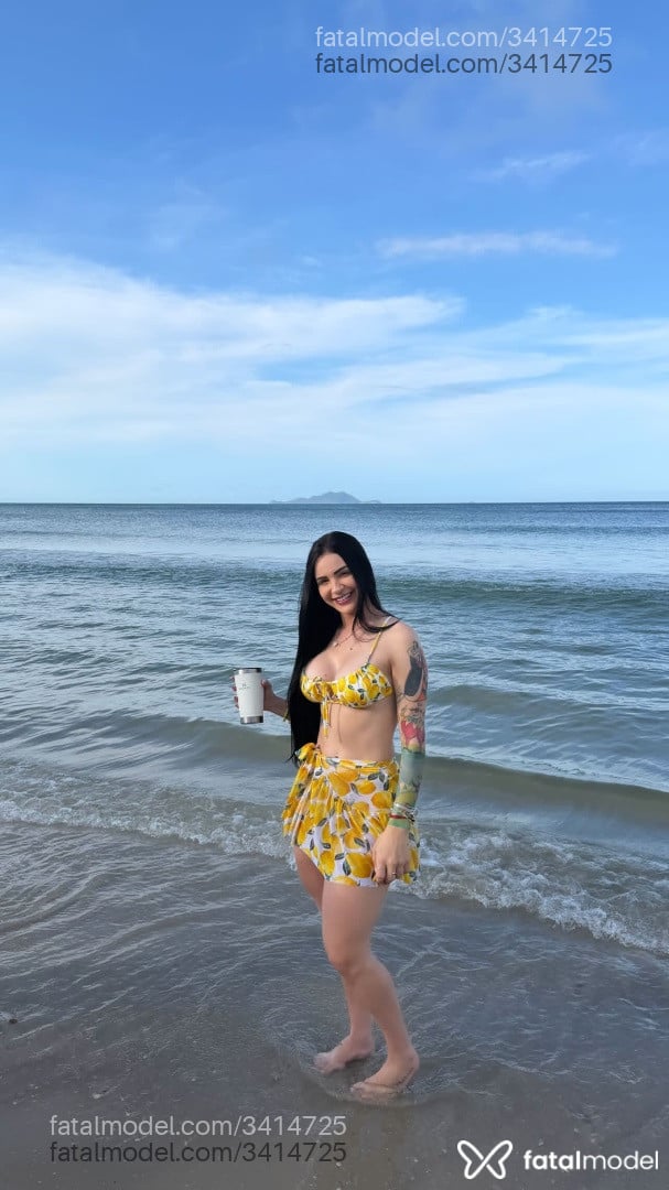 Acompanhante mulher morena (o) de olhos mel em Goiânia - Stefany Ribeiro