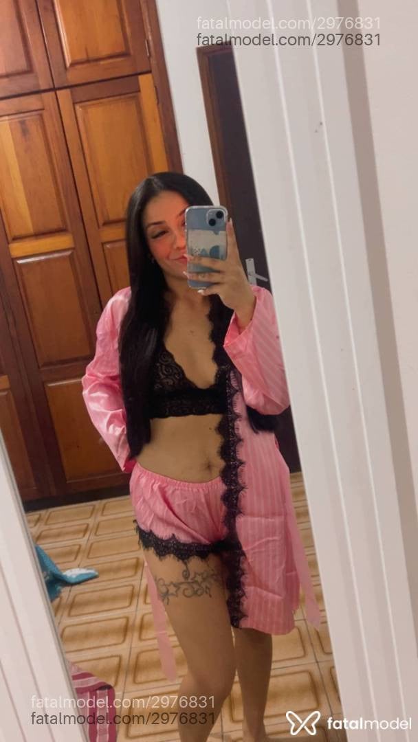 Acompanhante mulher morena (o) de olhos castanhos - Luna Ferrari