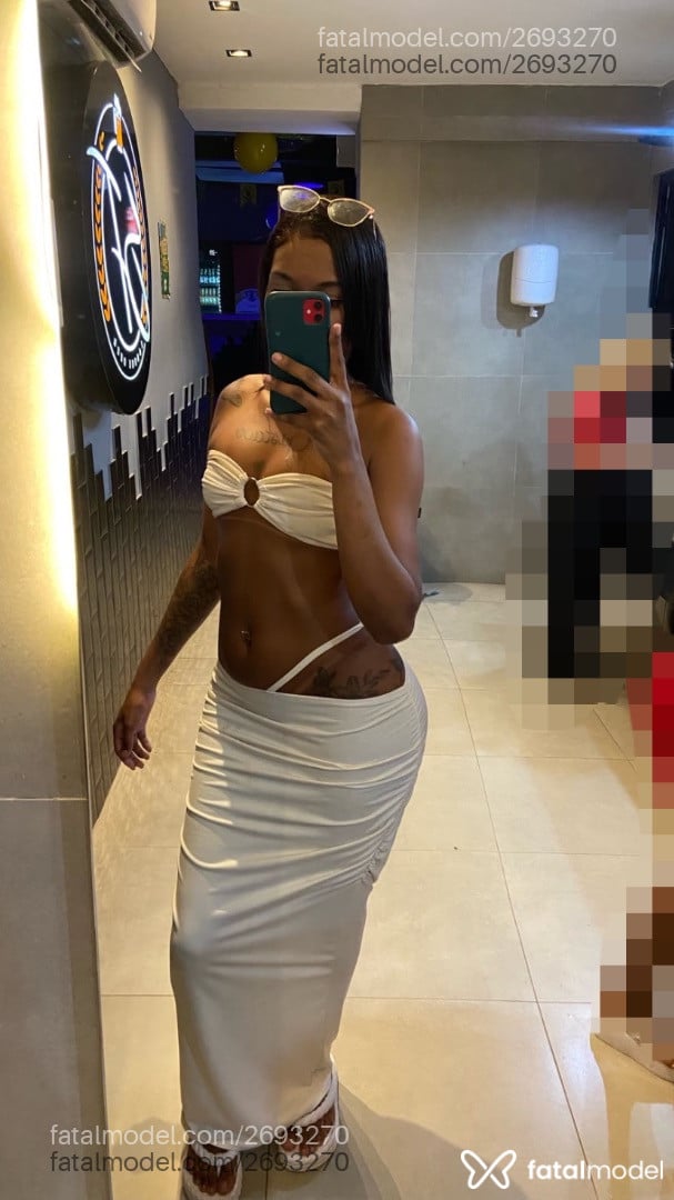 Acompanhante mulher morena (o) de olhos pretos em São Luís - Beelzinha
