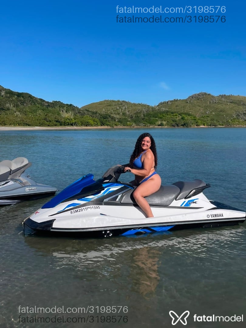 Acompanhante mulher com cabelo castanho de olhos castanhos em Cabo Frio - Pérola