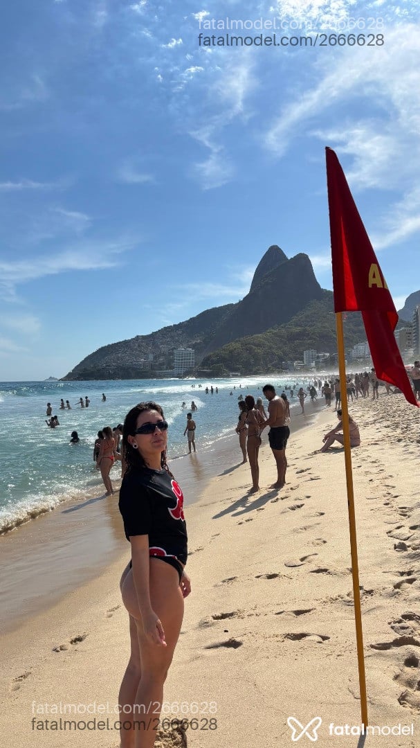 Acompanhante mulher com cabelo castanho de olhos castanhos em Rio de Janeiro - Agata
