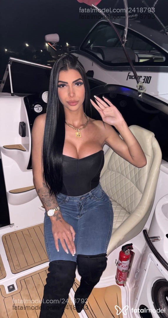 Acompanhante mulher morena (o) de olhos castanhos em Porto Alegre - Julia Fantinel