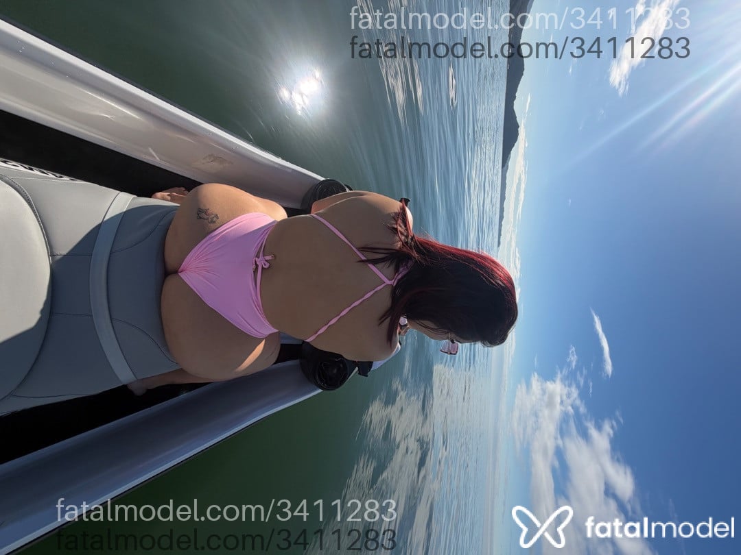Acompanhante mulher ruiva (o) de olhos castanhos em Balneário Camboriú - Marlen