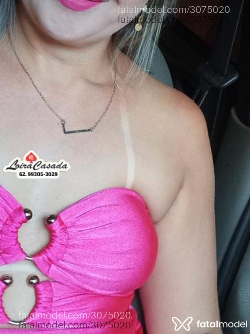 Acompanhante mulher loira (o) de olhos pretos em Goiânia - LoiraCasada