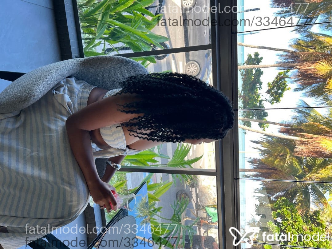 Acompanhante mulher morena (o) de olhos pretos em João Pessoa - Sofia
