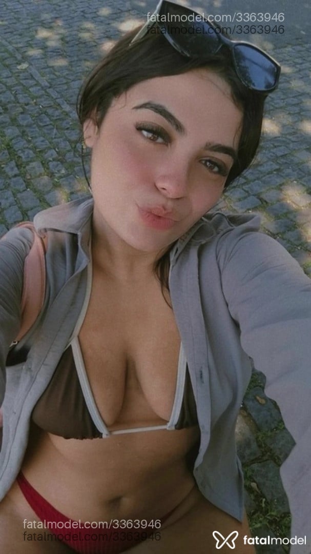 Acompanhante mulher morena (o) de olhos castanhos em Virtual - Luiza