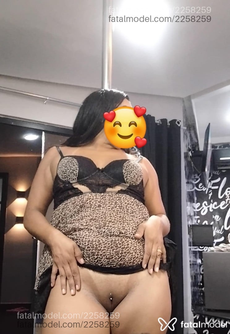 Acompanhante mulher morena (o) de olhos pretos em Manaus Acompanhante mulher morena (o) de olhos pretos em Manaus - Isadora