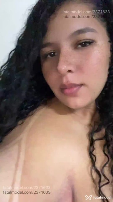 Acompanhante mulher morena (o) de olhos castanhos - Camila Mesquita