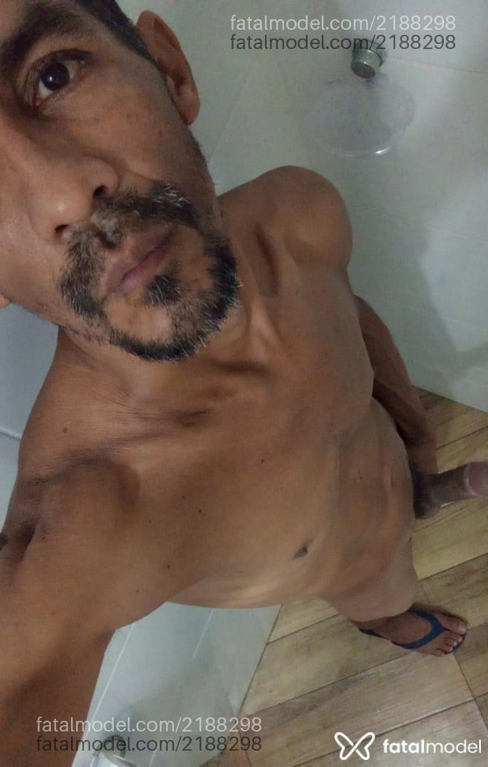 Acompanhante homem com cabelo castanho de olhos castanhos - Santos Acompanhante homem com cabelo castanho de olhos castanhos - Santos
