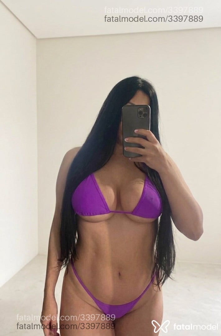 Acompanhante mulher morena (o) de olhos castanhos em Foz do Iguaçu - Roberta