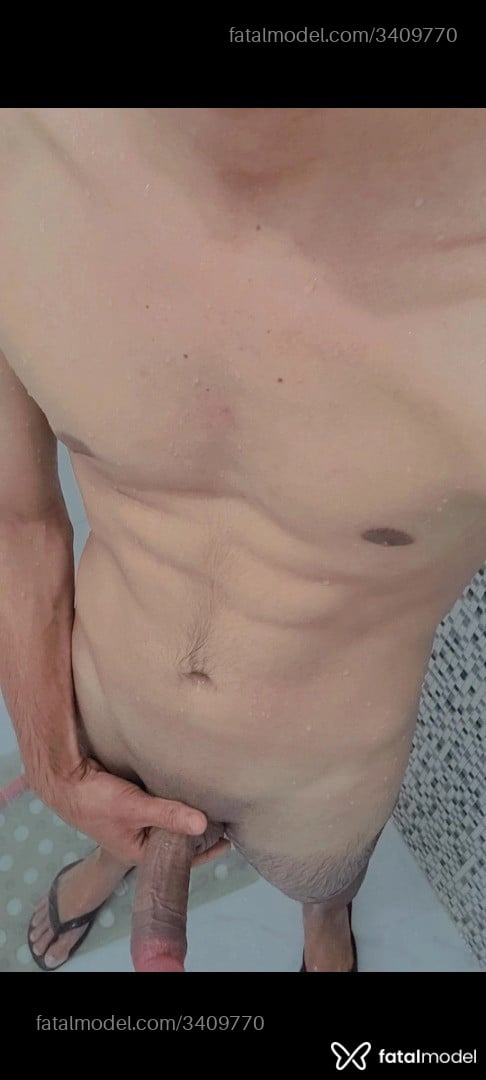 Acompanhante homem morena (o) de olhos castanhos em Virtual Acompanhante homem morena (o) de olhos castanhos em Virtual - Guilherme