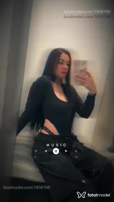 Acompanhante mulher com cabelo castanho de olhos castanhos em São Paulo Acompanhante mulher com cabelo castanho de olhos castanhos em São Paulo - Eloah Zanini