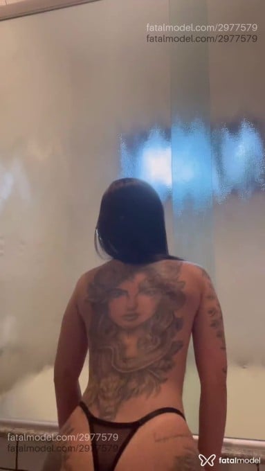 Acompanhante mulher com cabelo castanho de olhos castanhos em Jaraguá do Sul - Amanda