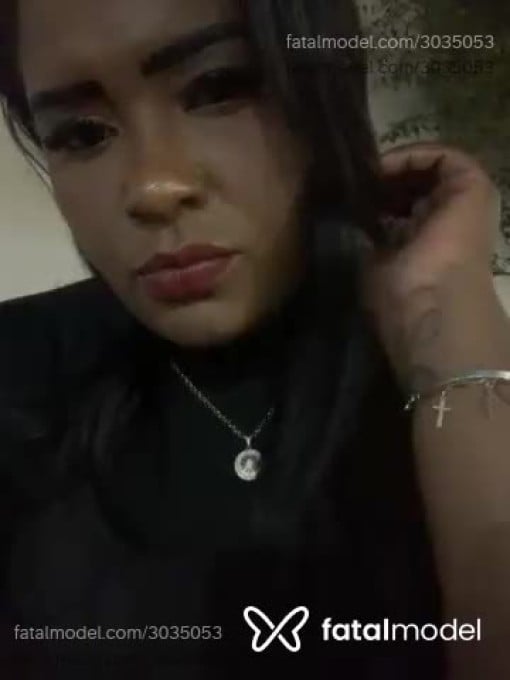 Acompanhante mulher morena (o) de olhos castanhos - Lavynni Acompanhante mulher morena (o) de olhos castanhos - Lavynni