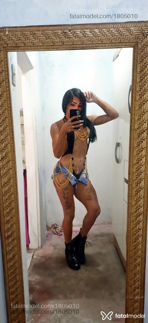 Acompanhante mulher trans morena (o) de olhos pretos em Ipiaú - Paulina