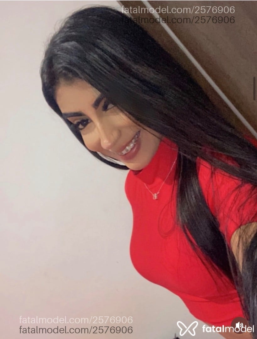Acompanhante mulher morena (o) de olhos pretos em Uberlândia - Talita Silva