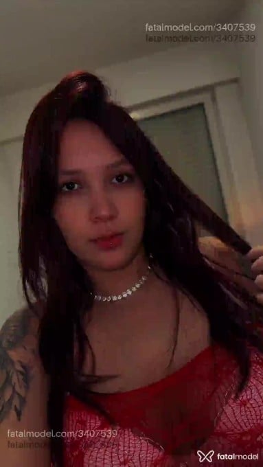 Acompanhante mulher ruiva (o) de olhos castanhos - Gabriella Acompanhante mulher ruiva (o) de olhos castanhos - Gabriella