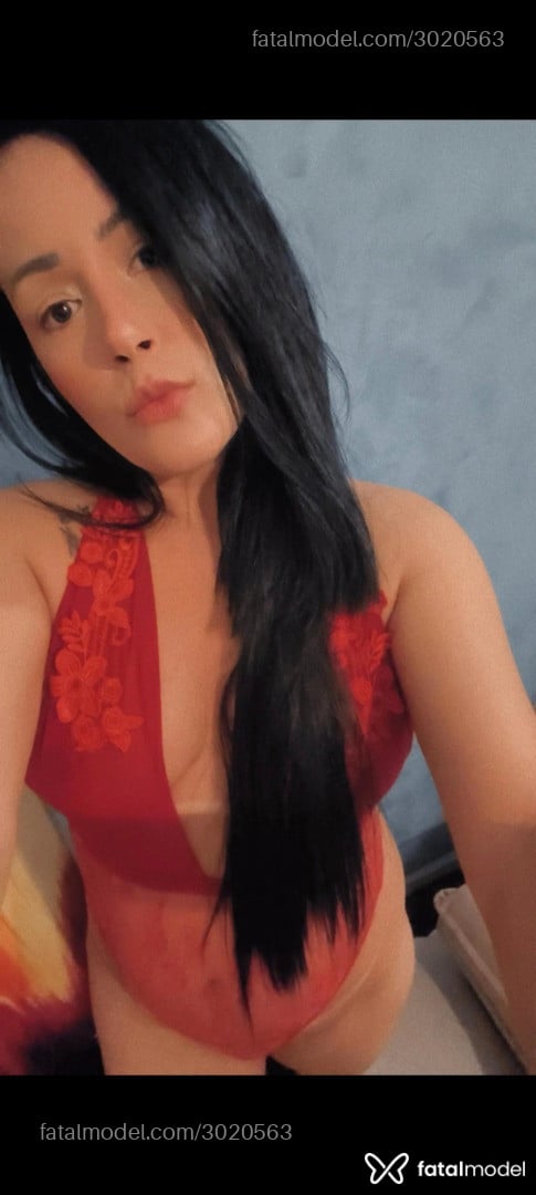 Acompanhante mulher morena (o) de olhos castanhos - Anny Bellucci Acompanhante mulher morena (o) de olhos castanhos - Anny Bellucci