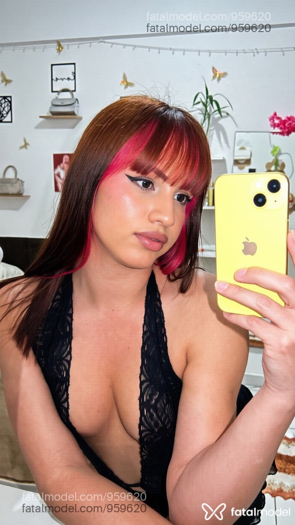 Acompanhante mulher trans com cabelo castanho de olhos castanhos em São Paulo - Angel