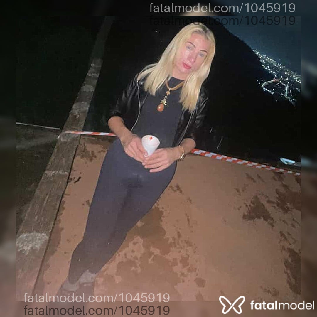 Acompanhante travesti loira (o) de olhos azuis em Santos Acompanhante travesti loira (o) de olhos azuis em Santos - Patricia Machado