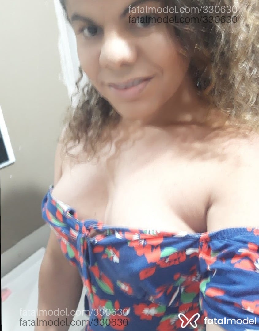 Acompanhante mulher trans com cabelo castanho de olhos castanhos em São Borja - Fernanda