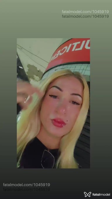 Acompanhante travesti loira (o) de olhos azuis em Santos Acompanhante travesti loira (o) de olhos azuis em Santos - Patricia Machado