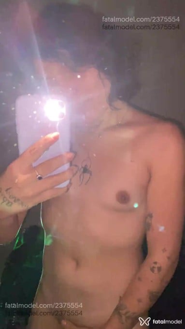 Acompanhante mulher trans morena (o) de olhos castanhos em Fartura Acompanhante mulher trans morena (o) de olhos castanhos em Fartura - Manu