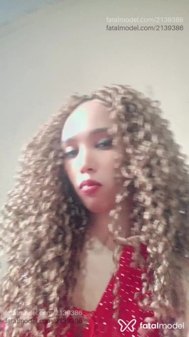 Acompanhante mulher ruiva (o) de olhos castanhos em Volta Redonda Acompanhante mulher ruiva (o) de olhos castanhos em Volta Redonda - Tayra Martins