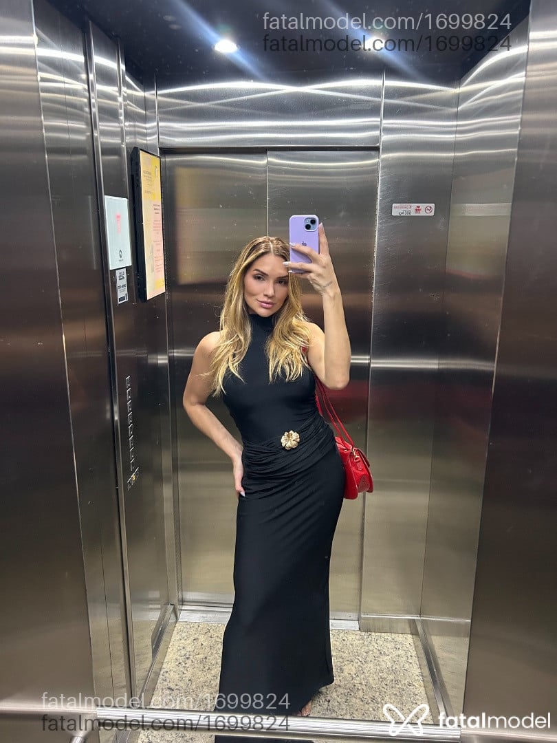 Acompanhante mulher com cabelo castanho de olhos castanhos - Pérola Garcia