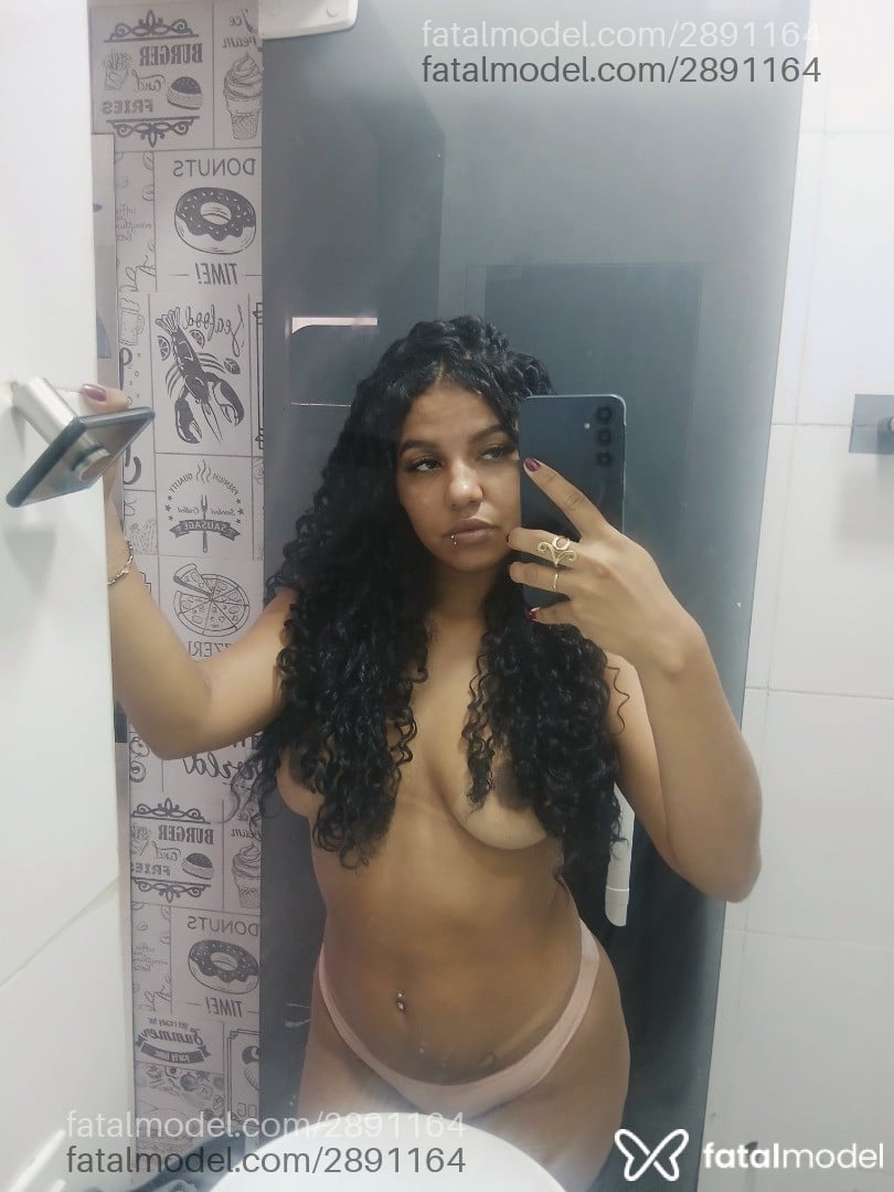 Acompanhante mulher morena (o) de olhos castanhos em Cariacica - Sabrina