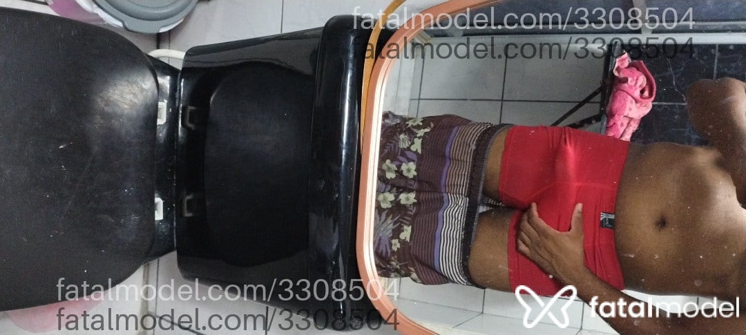 Acompanhante homem morena (o) de olhos castanhos em Virtual - Velton