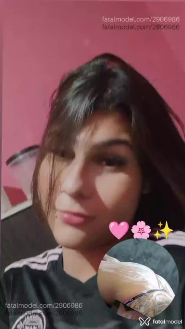 Acompanhante mulher trans com cabelo castanho de olhos castanhos - Laís Hellyen Acompanhante mulher trans com cabelo castanho de olhos castanhos - Laís Hellyen