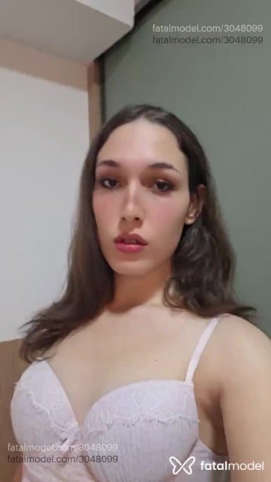 Acompanhante mulher trans com cabelo castanho de olhos castanhos em São Paulo - Catherine