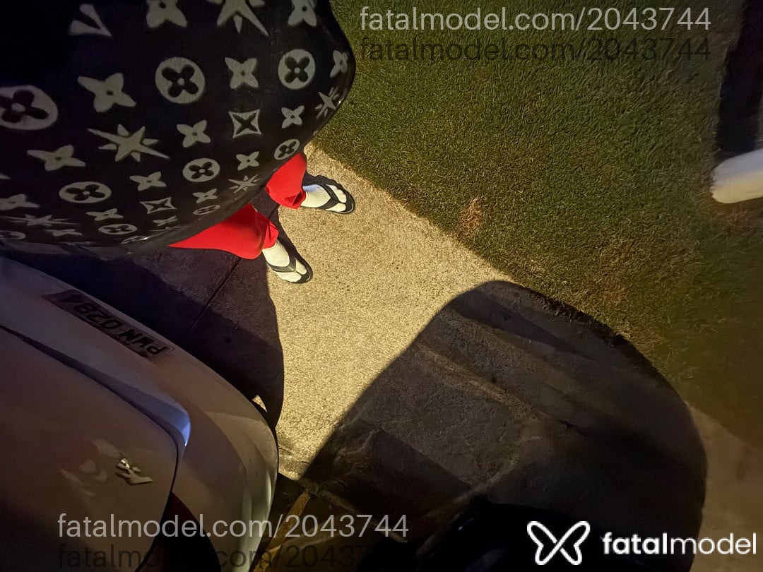Acompanhante homem com cabelo castanho de olhos castanhos em Belo Horizonte Acompanhante homem com cabelo castanho de olhos castanhos em Belo Horizonte - Douglas