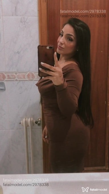 Acompanhante mulher com cabelo castanho de olhos pretos em Patos de Minas - Patrícia