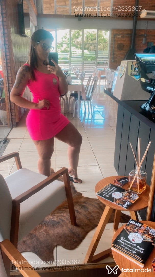 Acompanhante mulher com cabelo castanho de olhos castanhos em Gramado - Laura