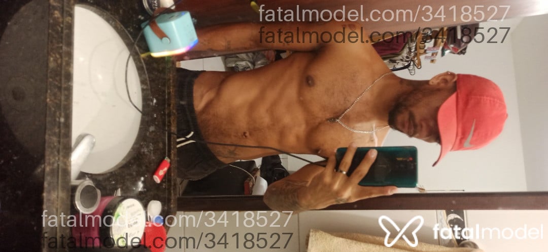 Acompanhante homem com cabelo castanho de olhos castanhos em João Pessoa - Doismachoativo