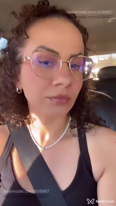Acompanhante mulher com cabelo castanho de olhos castanhos em Conselheiro Lafaiete - Stephanie