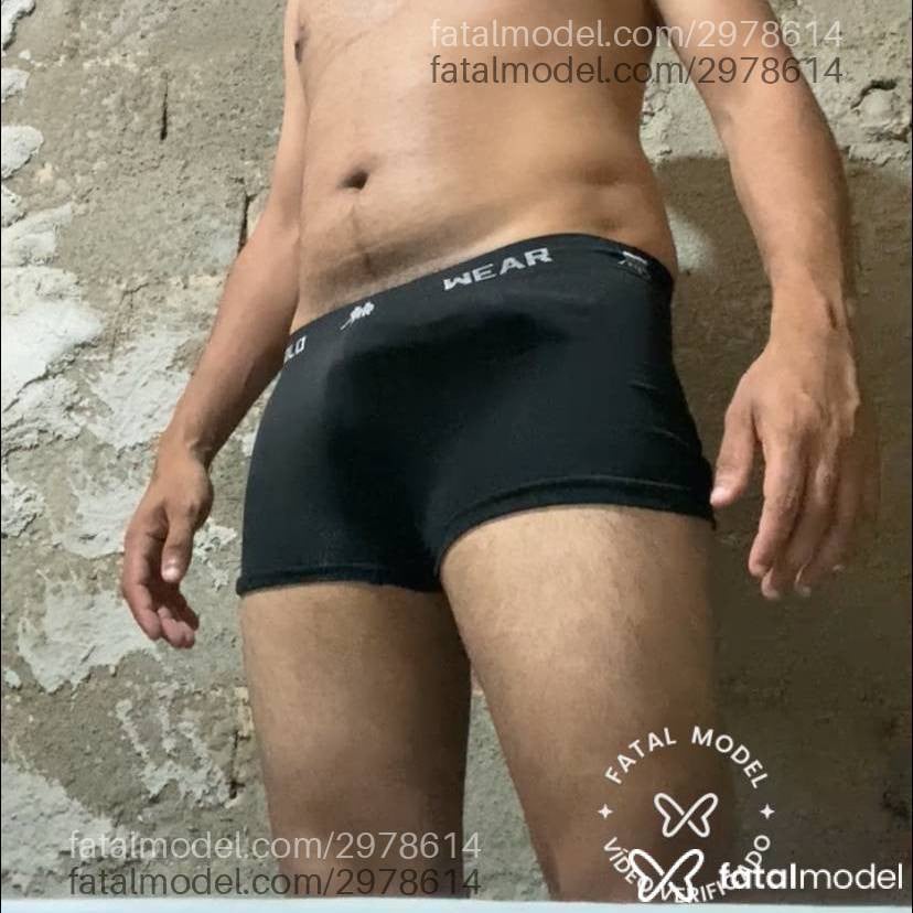 Acompanhante homem morena (o) de olhos castanhos em Virtual - Felipe Moreira