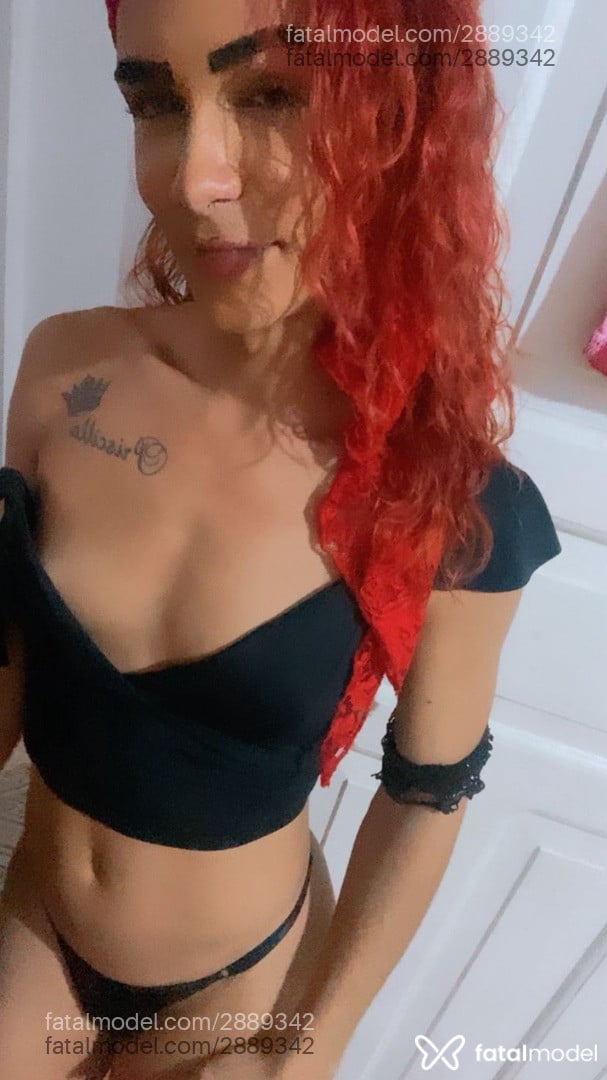 Acompanhante mulher trans morena (o) de olhos castanhos em Vitória Acompanhante mulher trans morena (o) de olhos castanhos em Vitória - Jhenyfer