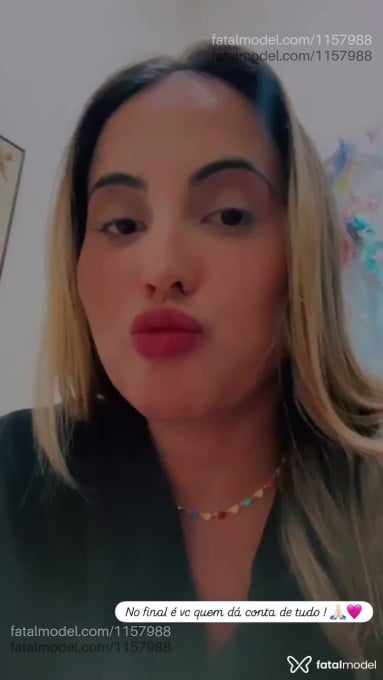 Acompanhante mulher loira (o) de olhos castanhos em Pirassununga - Carol Ferraz