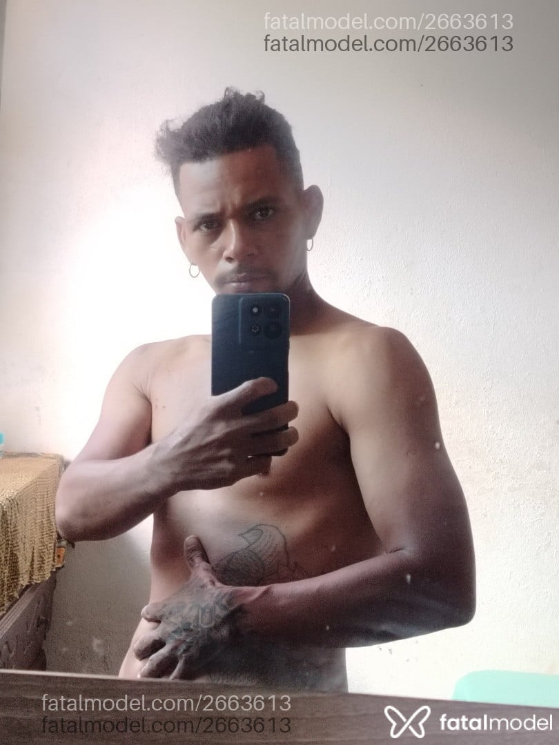 Acompanhante homem morena (o) de olhos castanhos em Sete Lagoas Acompanhante homem morena (o) de olhos castanhos em Sete Lagoas - Teuzinho