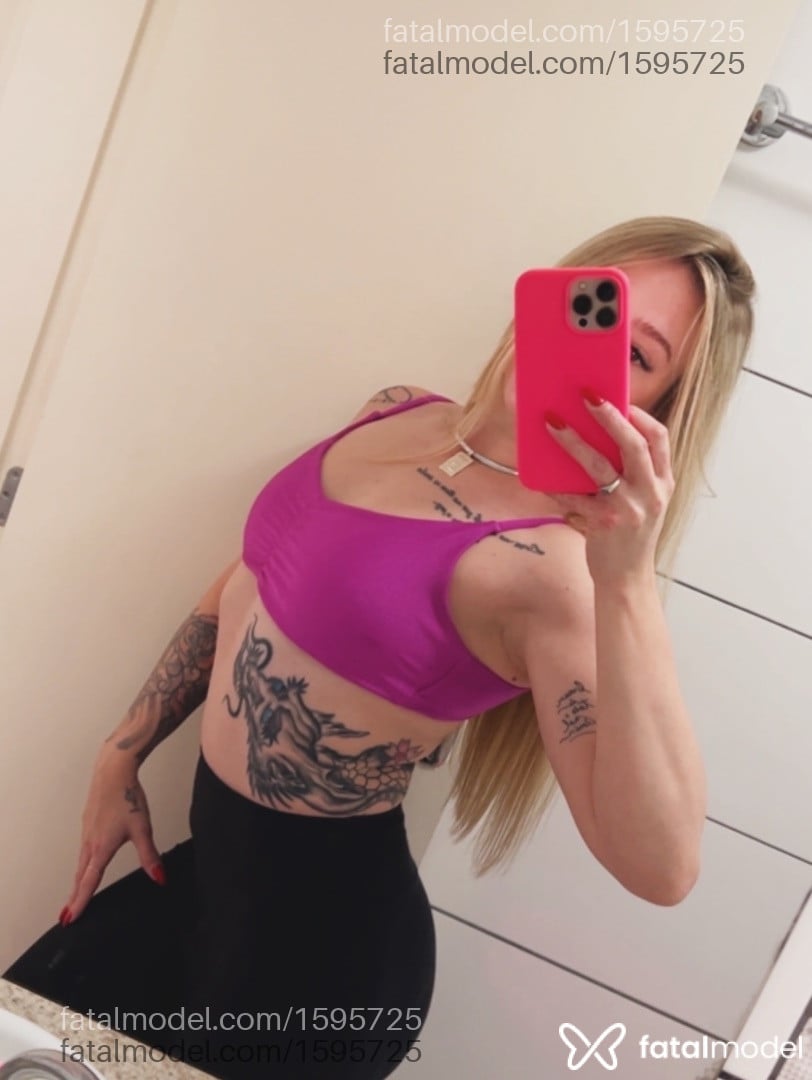Acompanhante mulher loira (o) de olhos mel em Maringá - Aline