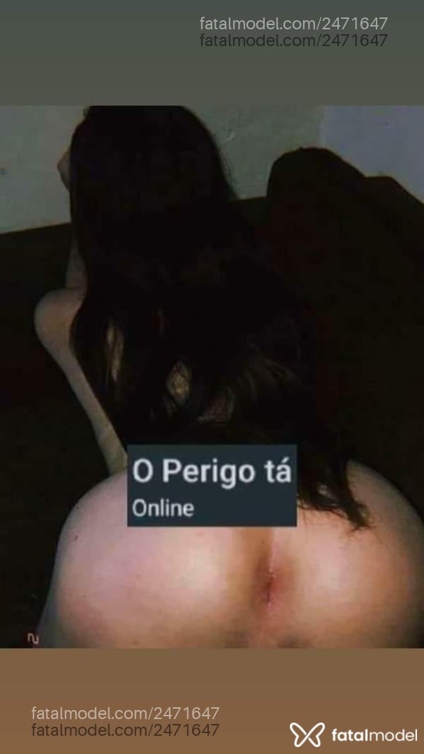 Acompanhante mulher trans com cabelo castanho de olhos verdes em Virtual - Luanny Moura