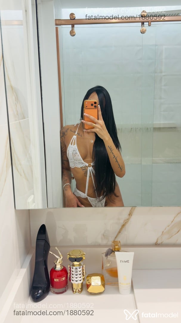 Acompanhante mulher morena (o) de olhos castanhos em Unaí - Laís Rodrigues