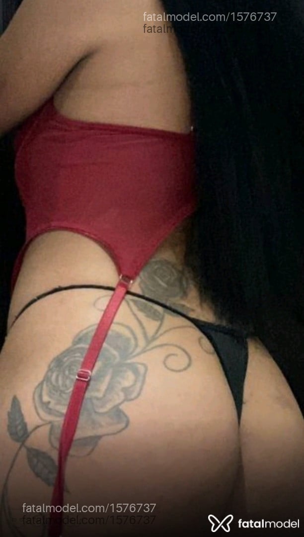 Acompanhante mulher trans com cabelo castanho de olhos castanhos em Imbé Acompanhante mulher trans com cabelo castanho de olhos castanhos em Imbé - Pocahontasnovinha